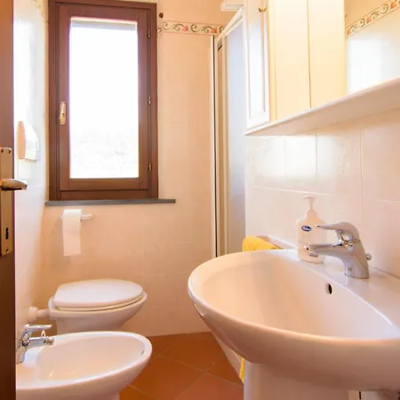 Mola Apartment Casa Ajali