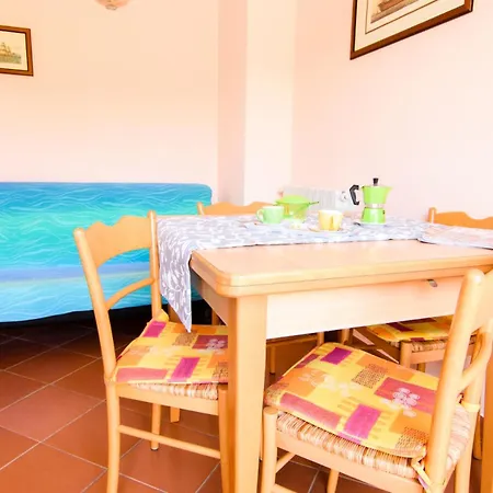Mola * Casa Ajali